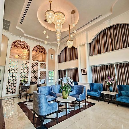 Siri Grand Bangkok Hotel Luaran gambar