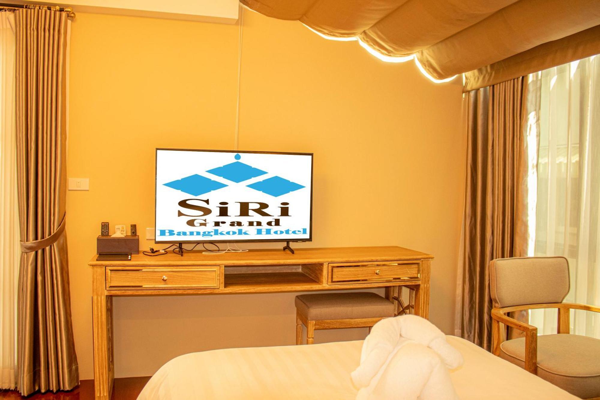 Siri Grand Bangkok Hotel Luaran gambar