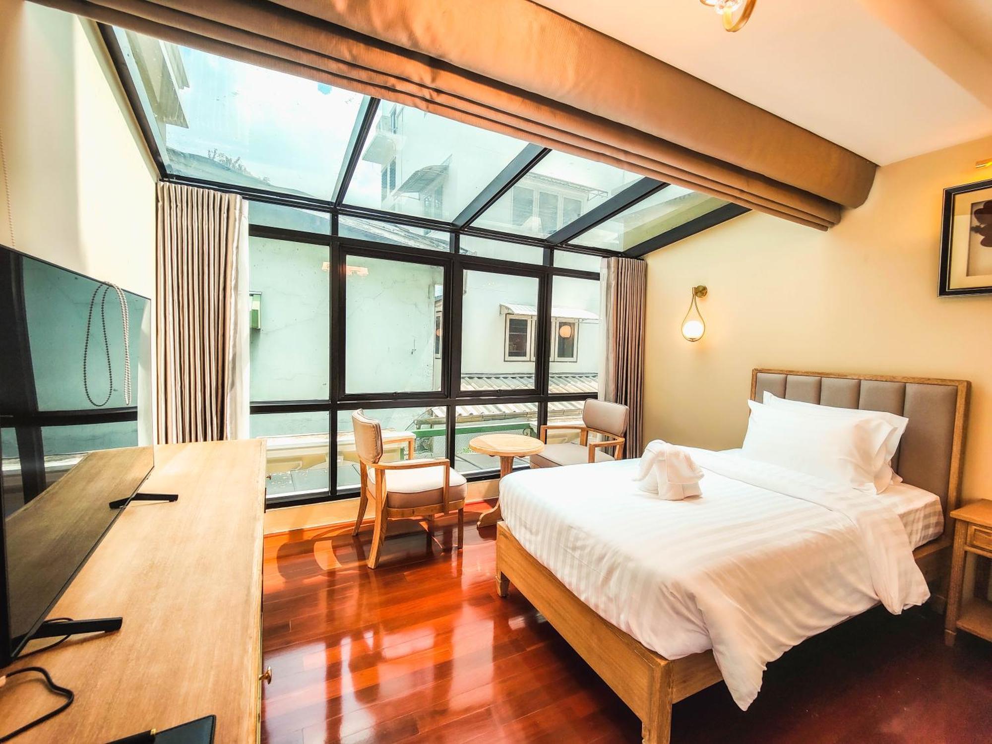 Siri Grand Bangkok Hotel Luaran gambar